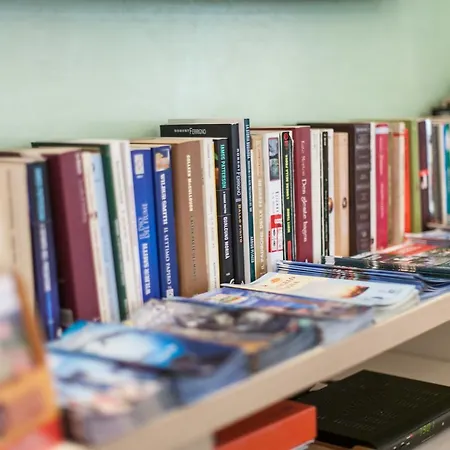 Отель Krone Лидо-ди-Классе